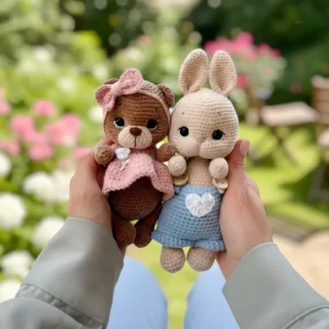 Muñeca amigurumi de ejemplo